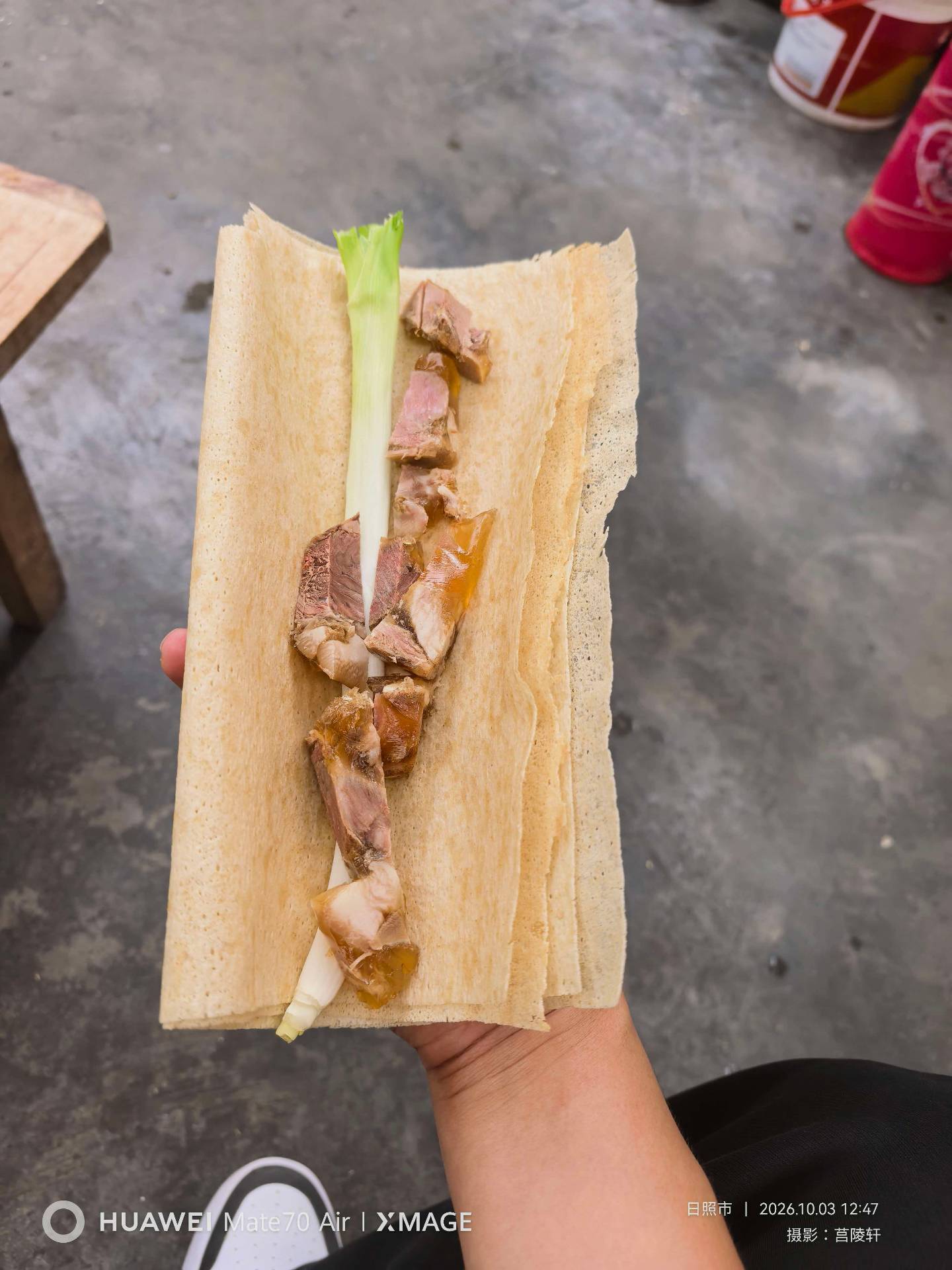 煎饼卷猪头肉